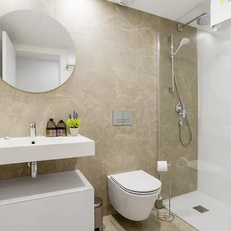 Vivi Homes - Casa Solara - Pool - Gym - Terrace * Estepona